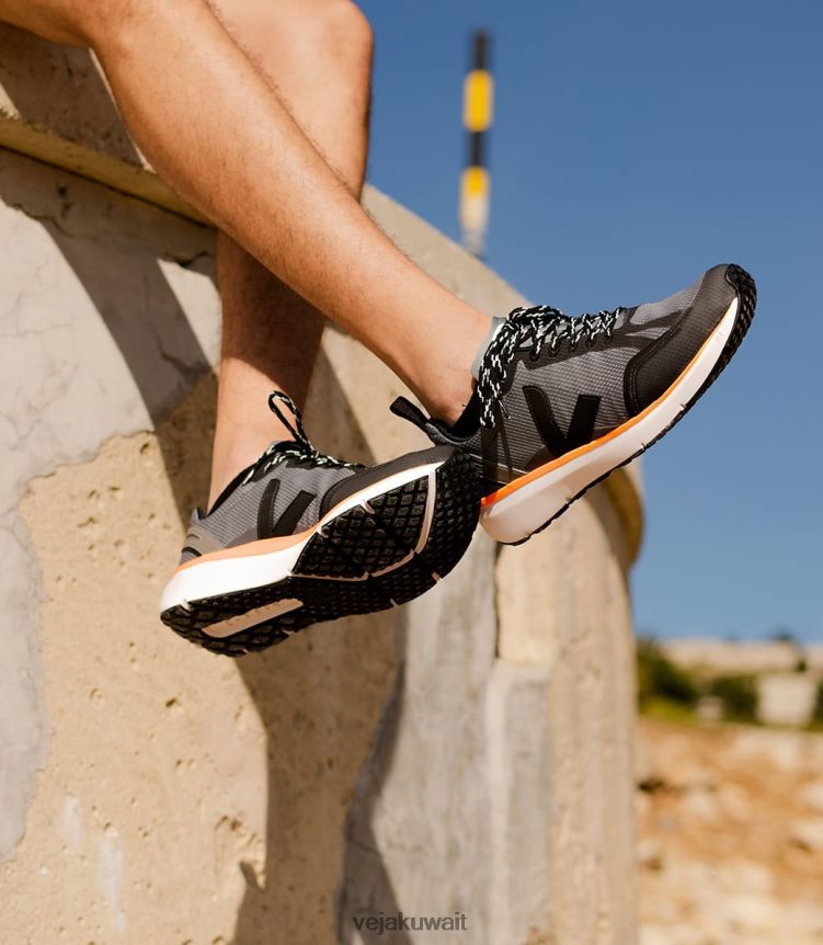 Veja أحذية رجالكوندور 2 الفيوميش خرساني أسود نيون برتقالي 24J26Z195