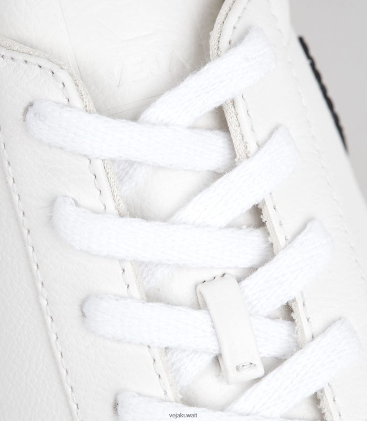 Veja أحذية رجالالأربطة من القطن العضوي باللون الأبيض 24J26Z222