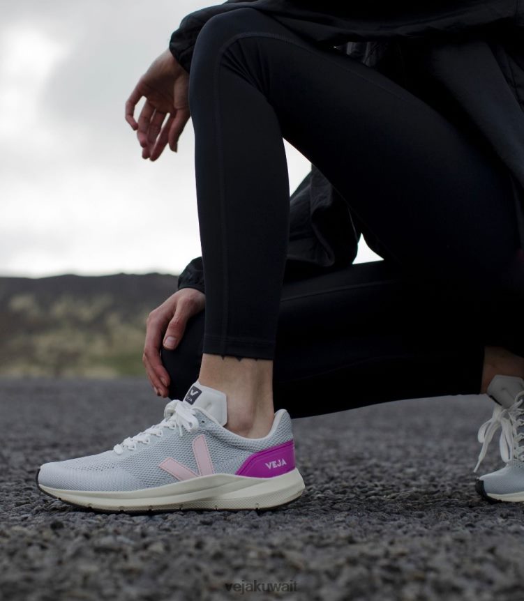 Veja أحذية نحيفمارلين LT على شكل حرف V من البتلات القطبية 24J26Z274