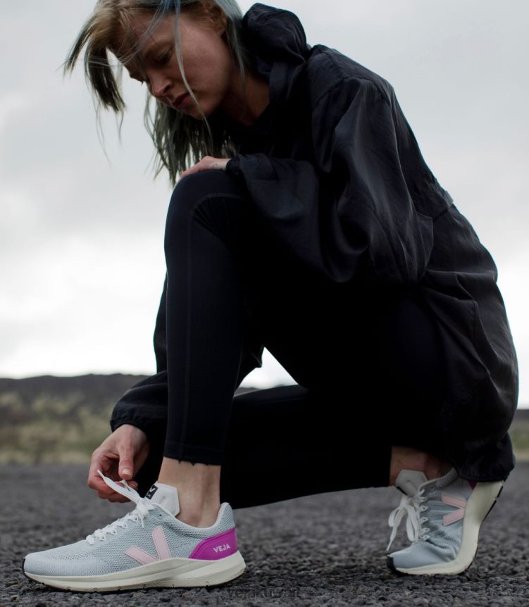 Veja أحذية رجالطباشير مارلن على شكل حرف V أسود فوق بنفسجي 24J26Z211