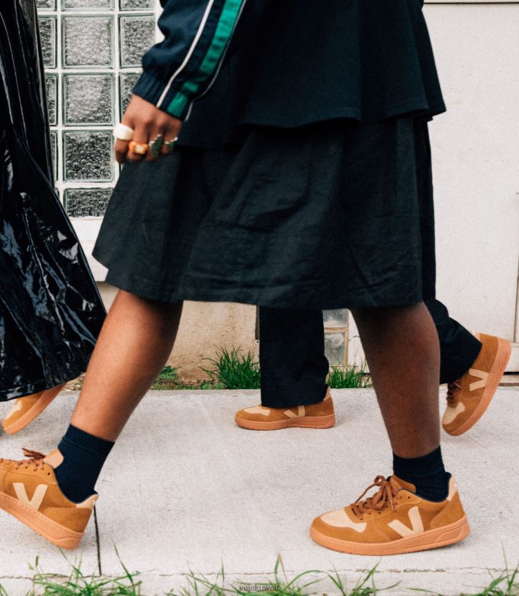 Veja أحذية رجالv-10 صحراء الجمل من جلد الغزال 24J26Z61