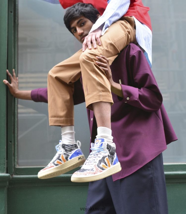 Veja X أحذية نحيفV-15 جلد مارني أسود 24J26Z240